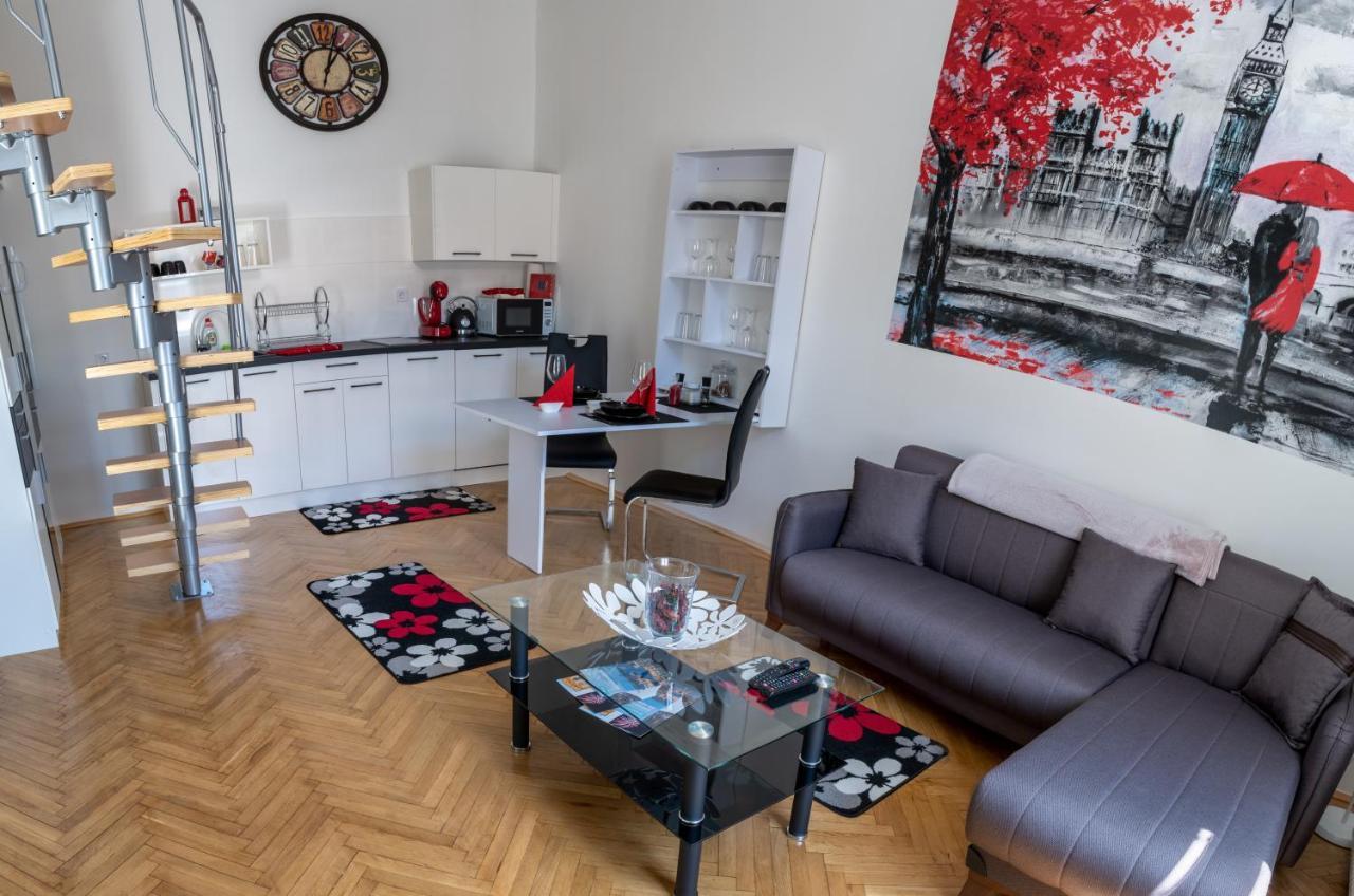 Biztos Kucko Apartment Szeged Bagian luar foto