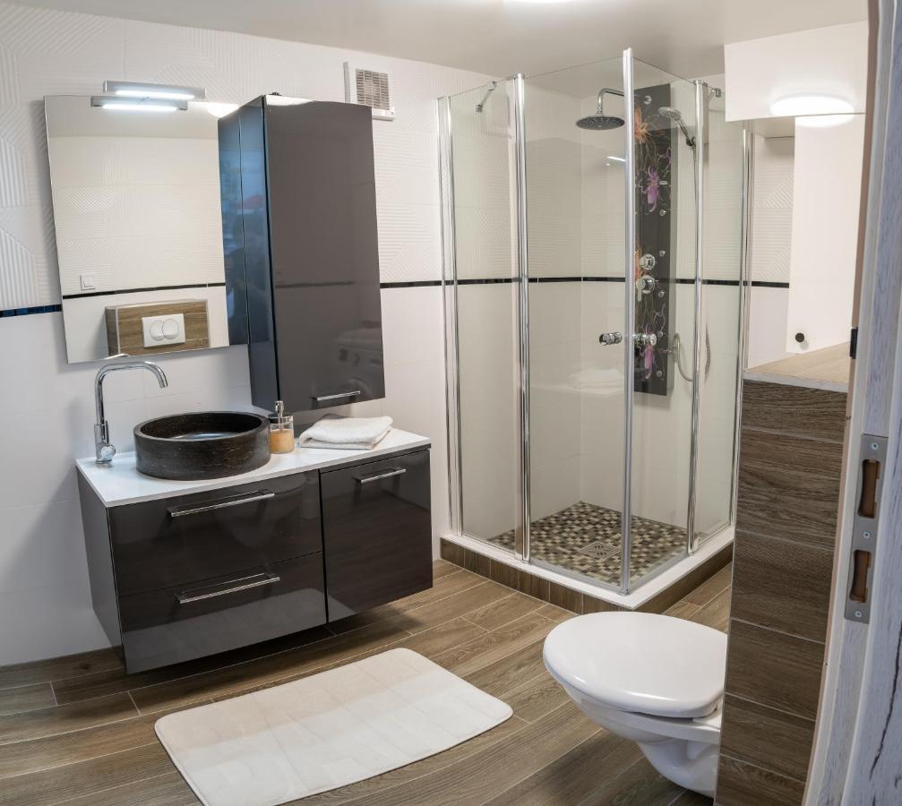 Biztos Kucko Apartment Szeged Bagian luar foto